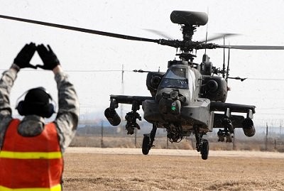 Máy bay trực thăng tấn công AH-64E do hãng Boeing Mỹ chế tạo